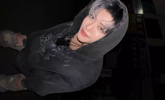 男團NCT DREAM成員渽民在白色情人節竉粉送禮物給粉絲。NCT DREAM官方X圖片