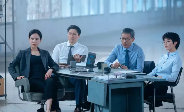 左起：李若彤、陸駿光、朱天、鄧濤