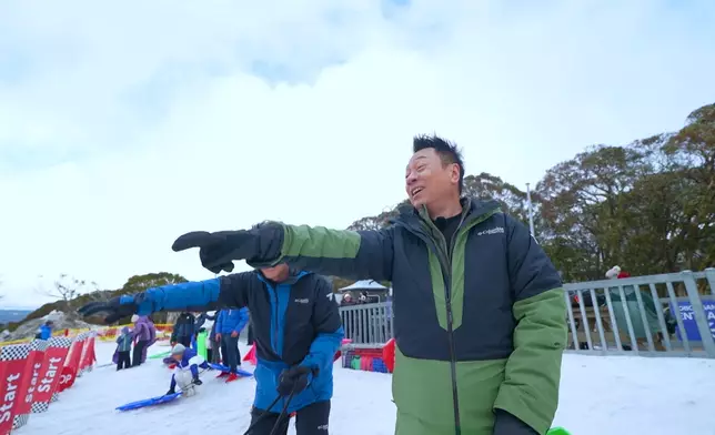 阿廉再次成為被整蠱對象，被推了一把後再度跌低。