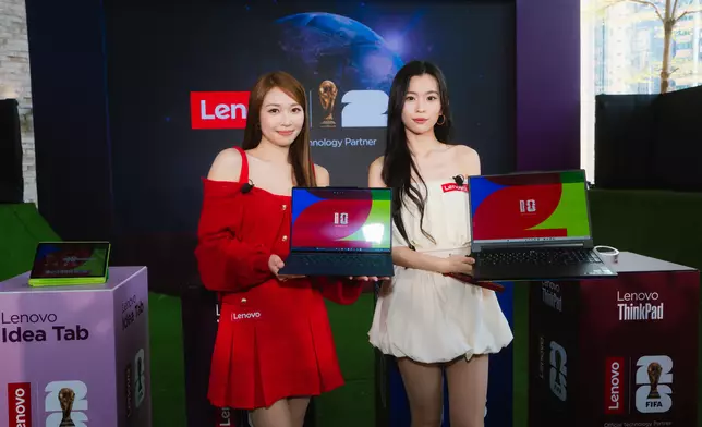 阿妹則透露4月將參演音樂劇，挑戰獨腳戲。