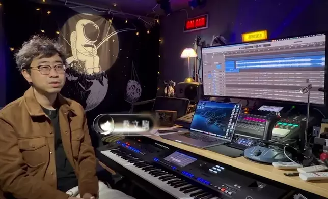 蔡文駒賽前專心改編歌曲及練歌。