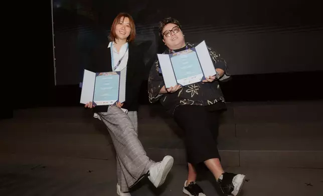 《我阿爹想旅行》連中兩元，黃綺琳黃鐦相當興奮。