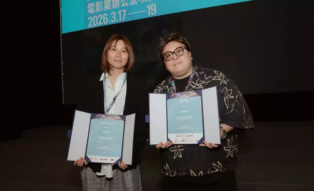 黃綺琳、黃鐦執導，由張家輝與鍾雪瑩合演的《我阿爹想旅行》連中兩元。