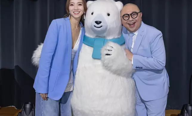 阿Bob與車婉婉奪獎後首度同台。