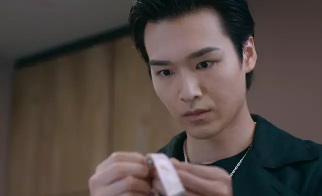 就算明知被出賣、內心幾咁嬲，但因為鍾意小茹，索柏都係選擇忍！