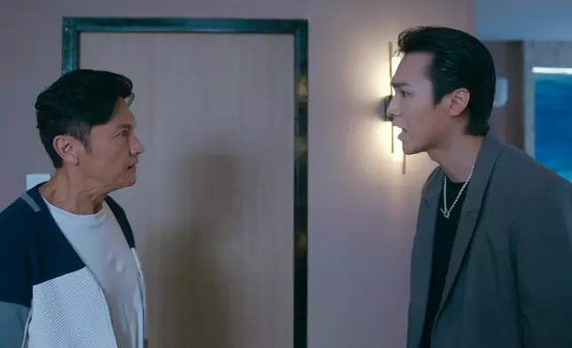 劉彪暴走想殺死索柏，令索柏更灰。