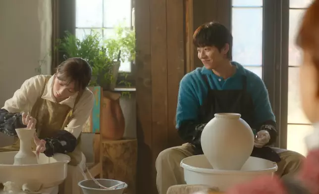 二人被稱為「行走的時尚雜誌」。Disney＋提供圖片