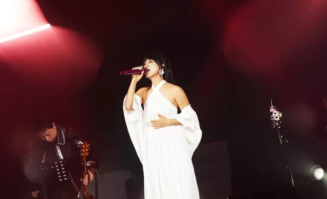 丁噹收穫史上最大聲合唱紀錄。