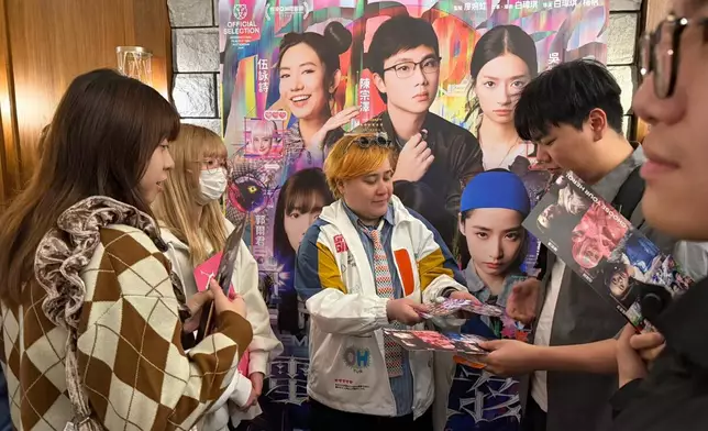 導演白瑋琪謝票