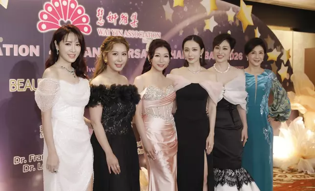 向海嵐、曹敏莉、朱凱婷、王君馨、陳法蓉、王愛倫