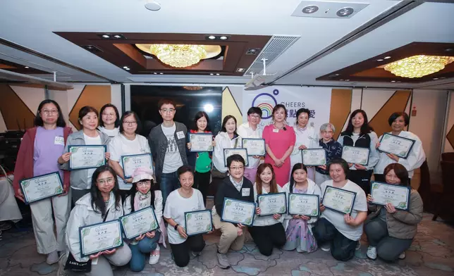 一眾義工獲頒嘉許狀以示獎勵。