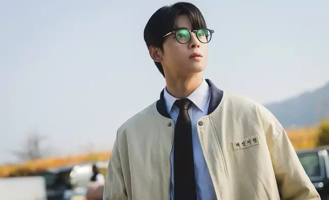 車銀優飾演特聘公務員「李運政」。網上圖片