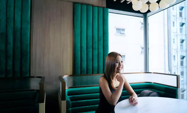 她幽默回應：「嗰日腸胃炎嘔吐完，人好虛，結果用力過猛。」