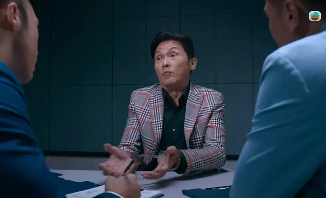 黃子恆踢爆關禮傑與吳子冲是父子，關禮傑遂將所有罪名推給兒子。