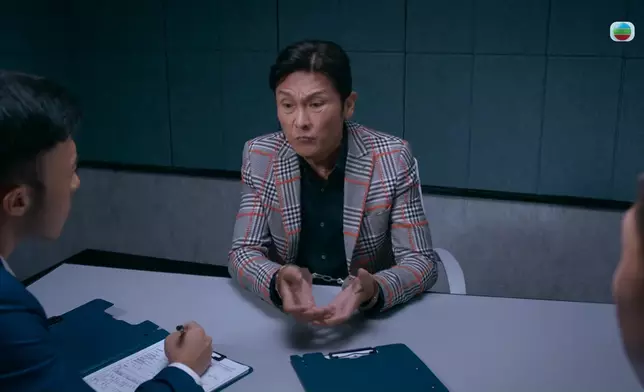 黃子恆踢爆關禮傑與吳子冲是父子，關禮傑遂將所有罪名推給兒子。