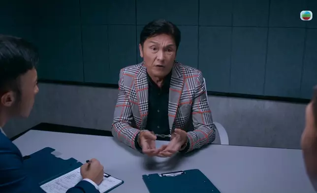 黃子恆踢爆關禮傑與吳子冲是父子，關禮傑遂將所有罪名推給兒子。