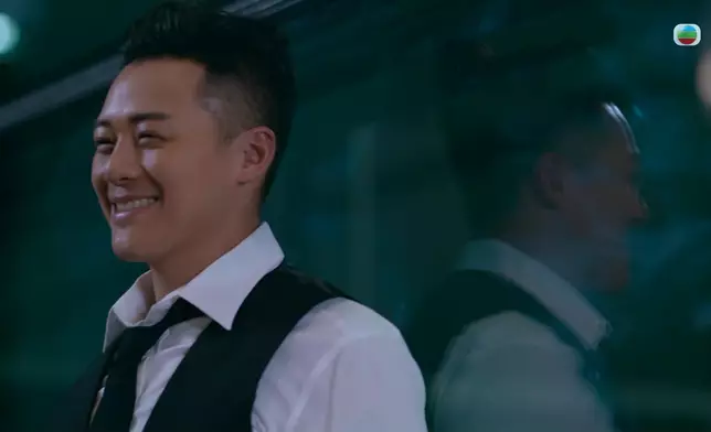 Even畀陳瀅暴力對待，Leo依然笑得好開心。