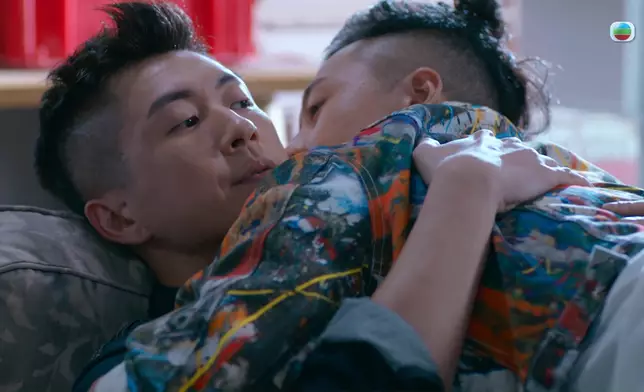 Leo對住馬貫東真係愛意滿瀉架喎。