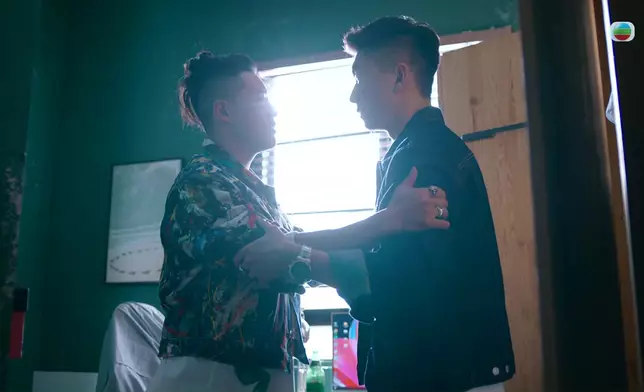 Leo對住馬貫東真係愛意滿瀉架喎。