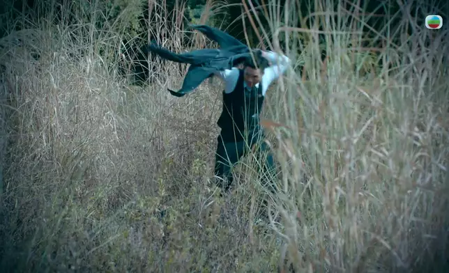 最後佢唔單止決定假扮阿風引開權世豪，仲獻出自己嘅軀體任權世豪喪打拖延時間，等權世豪唔夠時間搵阿風出嚟殺，用心良苦。