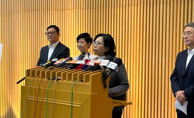 民政及青年事務局局長麥美娟。巴士的報記者攝