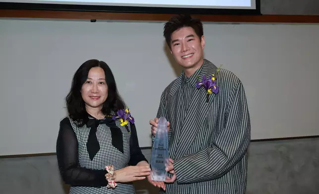 張與辰獲頒創意產業創新大獎（音樂）。