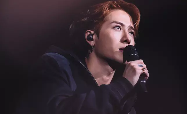 Jackson提議製作具復古K歌風格的歌曲。