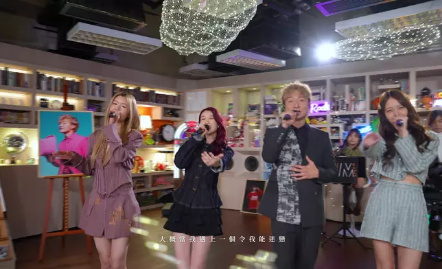 方力申將分別與Hilary、Sherman及布子合唱《兩男一女》。