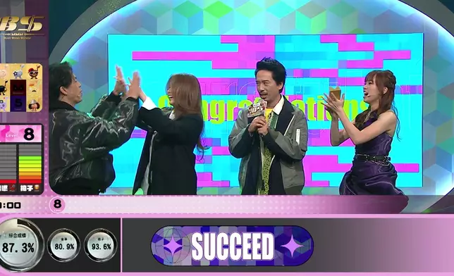 《伸縮自如的愛》唱到任暟晴虛脫，但其實佢唱得相當唔錯。