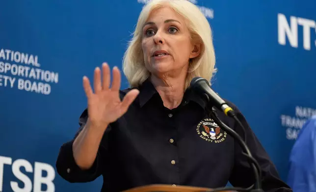 美國國家運輸安全委員會（NTSB）主席珍妮花賀曼迪（Jennifer Homendy）周一（2026年3月23日）在紐約舉行記者會上發言。(美聯社圖片/Seth Wenig) AP圖片
