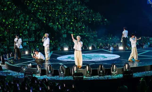 成員們以中文向粉絲示愛。主辦單位提供圖片