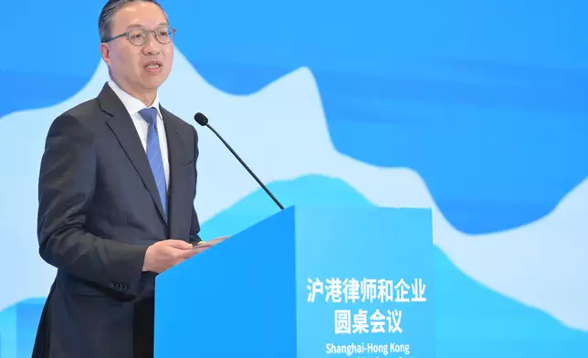 林定國資在滬港律師和企業圓桌會議及交流晚宴致辭。 政府新聞處圖片