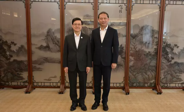 行政長官繼續海南訪問行程。 政府新聞處圖片　