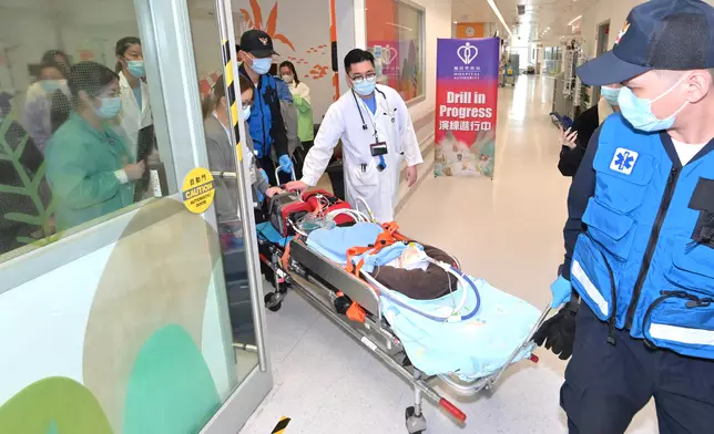 ​「大灣區跨境直通救護車試行計劃」即日起正式實施雙向轉運安排。政府新聞處圖片