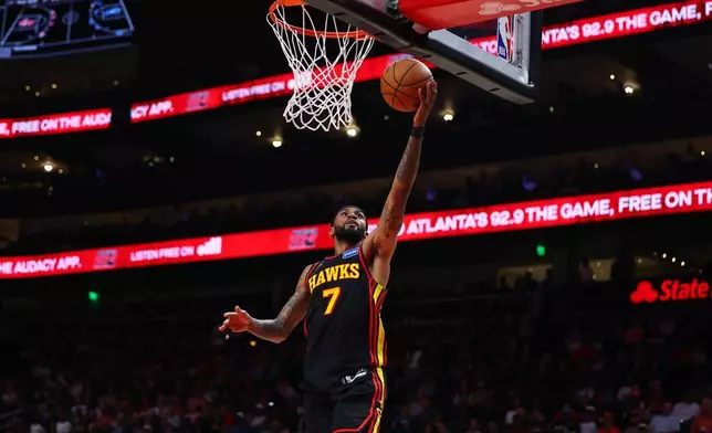 鷹隊後衛阿歷山大獲加（Nickeil Alexander-Walker）在上半場賽事中投籃。 AP圖片