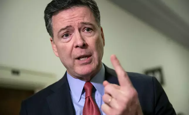 資料圖片：前聯邦調查局局長詹姆斯高米（James Comey）於2018年12月17日在華盛頓國會山莊向記者發言。(美聯社圖片/J. Scott Applewhite, File) AP圖片