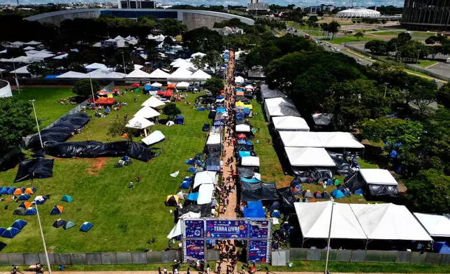 2026年4月6日周一，巴西利亞的「自由土地營地」現場，這是巴西最大規模的原住民年度動員活動，旨在爭取土地權利及環境保護。(美聯社圖片/Eraldo Peres) AP圖片