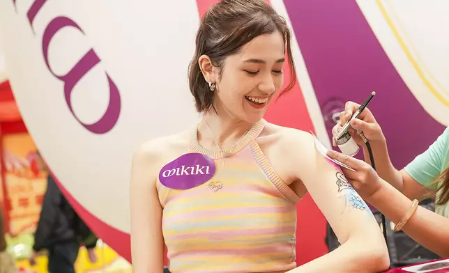 出示七欖門票憑據體驗彩繪變身 