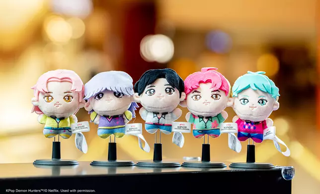 Saja boys毛絨公仔掛飾