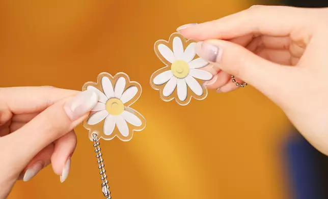 小花飾物