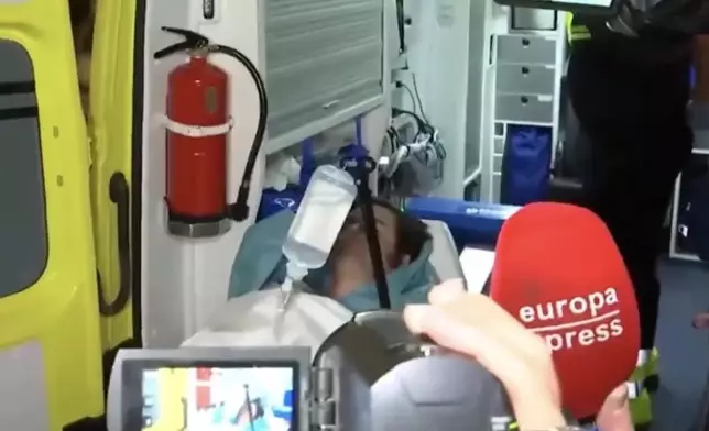 鬥牛士同公牛纏鬥失手遭牛角刺穿直腸。網上圖片