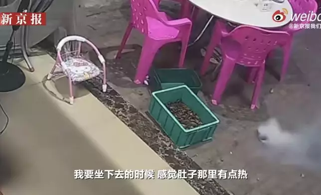 女子iPhone放口袋突發熱冒白煙。影片截圖