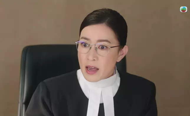 面對阿佘氣咄咄逼人，施焯日並未怯場，更叫阿佘「收聲」。