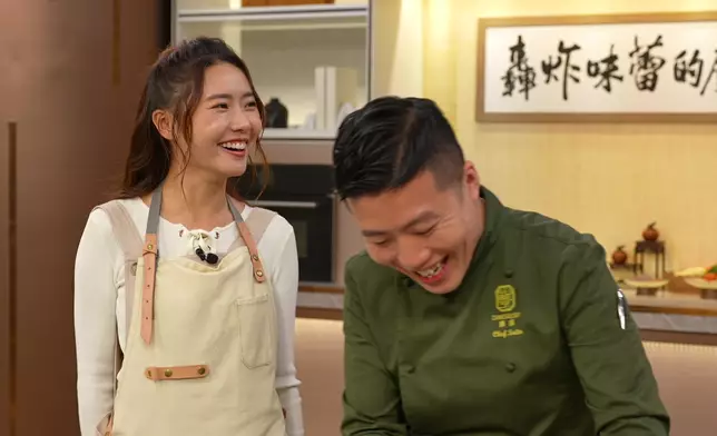 戴祖儀孖周世韜廚化學反應十足。