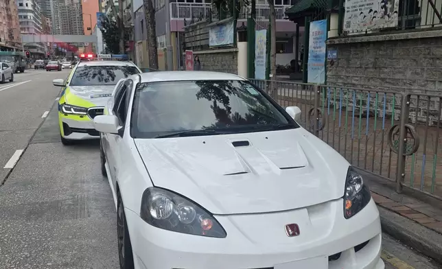 西九龍總區交通部執行及管制組人員在復活節長假期前夕（3月28日至4月2日）於區內展開針對性執法行動