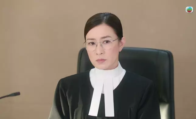 佢且陳煒氣場十足嘅互睥亦係亮點。