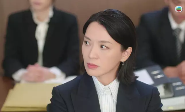 佢且陳煒氣場十足嘅互睥亦係亮點。