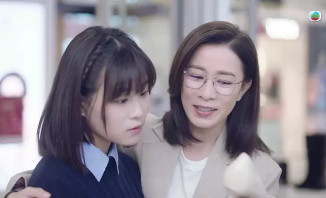 阿佘喺《正義女神》亦有好多溫柔又慈愛一面。