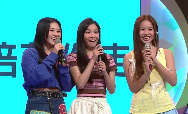 沙律真係表情多多架。