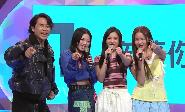 沙律真係表情多多架。